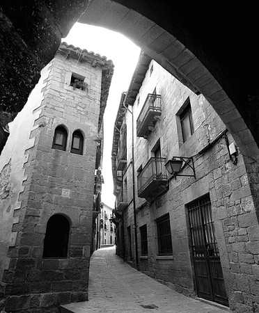 Sos del Rey Catolico, Arch