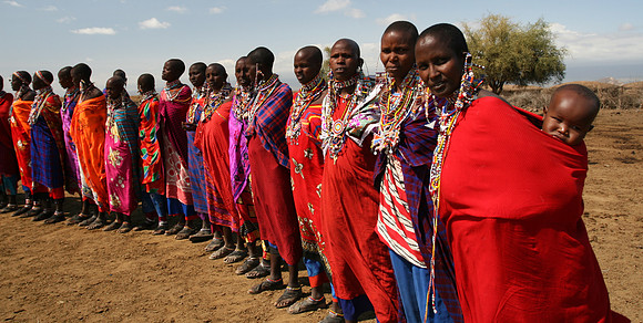 Massai girls 001